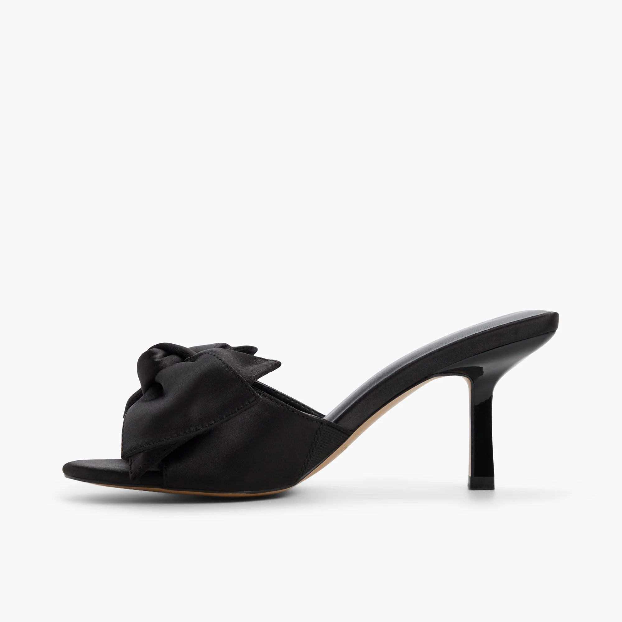 Molliee - Image 4