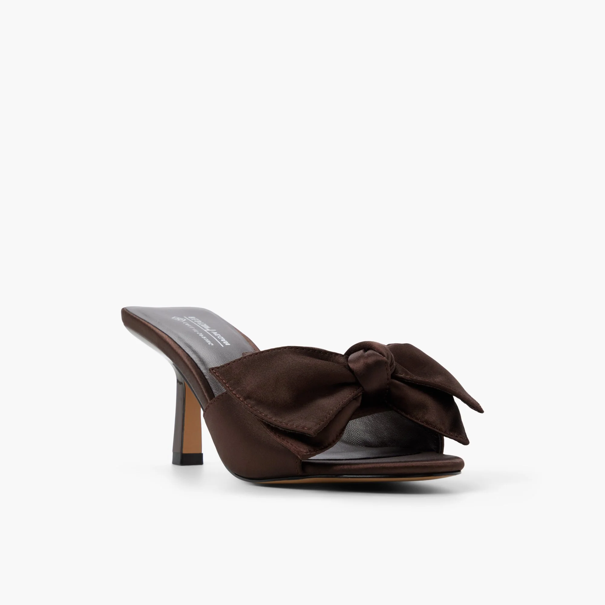 Molliee - Image 5