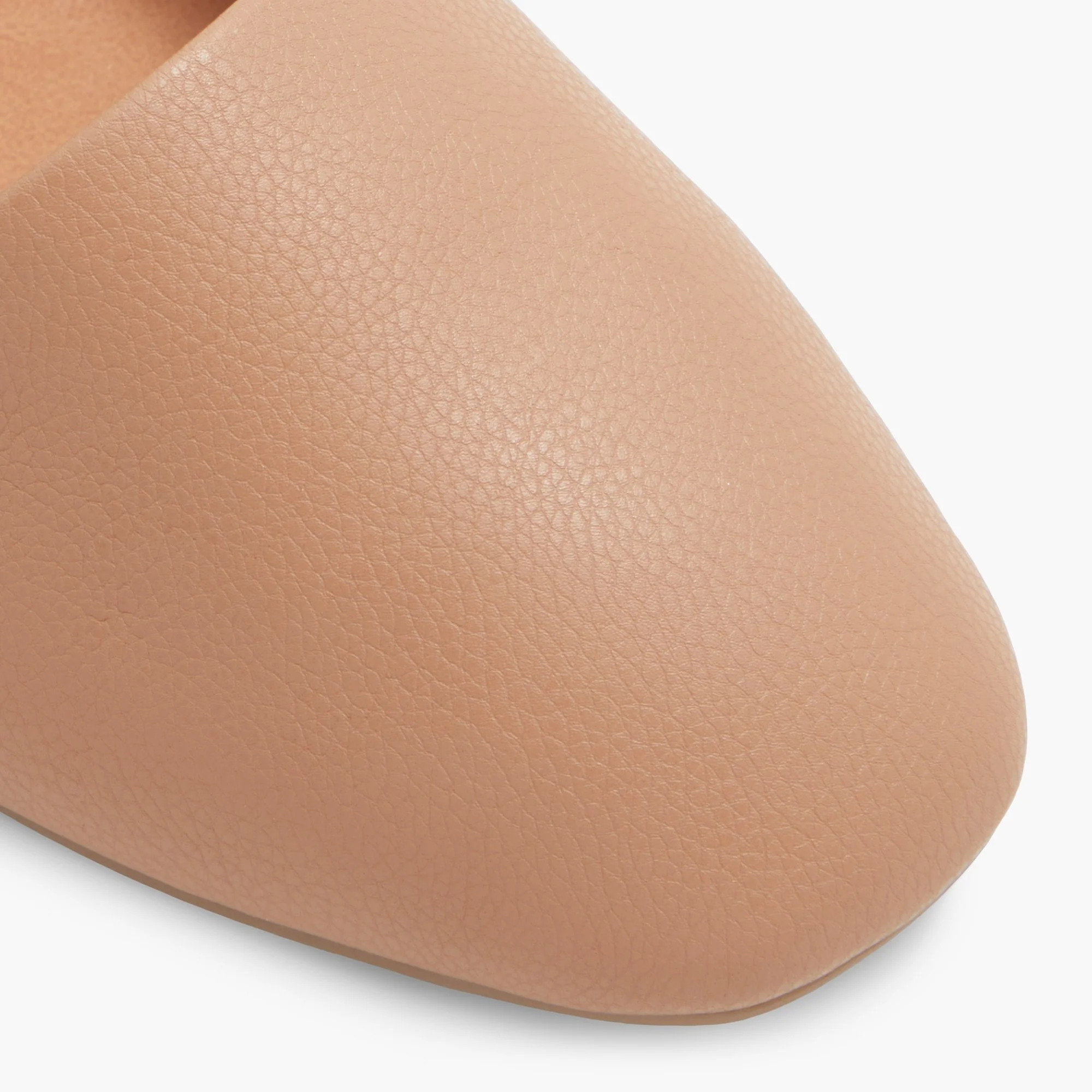 Samantha - Image 6